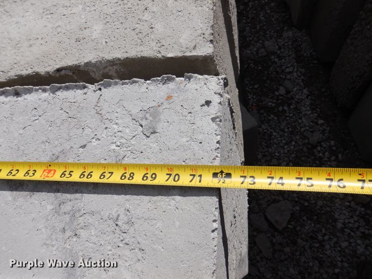 image for item MU9535 (50) concrete blocks