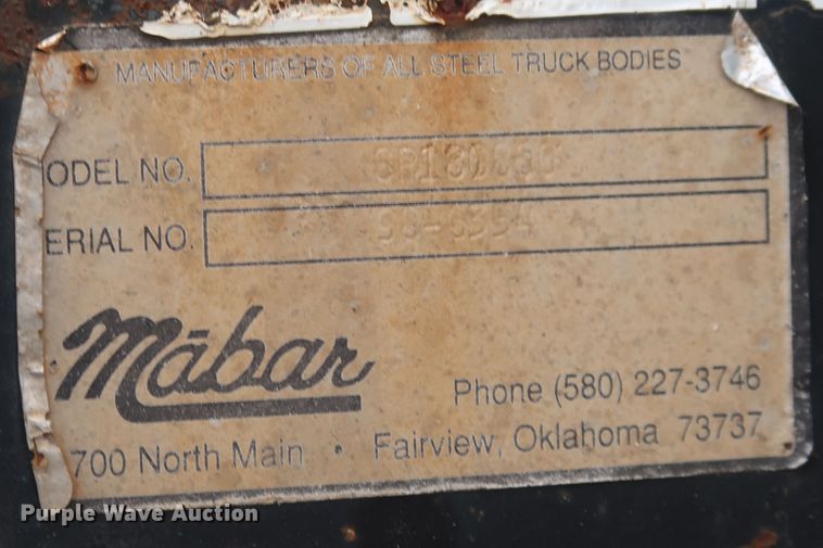 image for item DK3592 1996 International 4900  flatbed truck