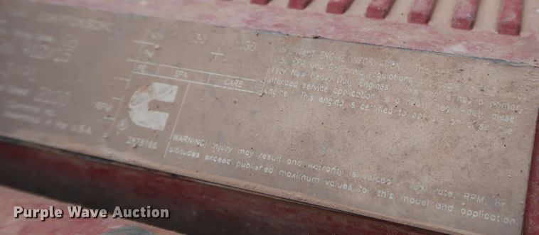 image for item DK3593 2011 Peterbilt 388  semi truck