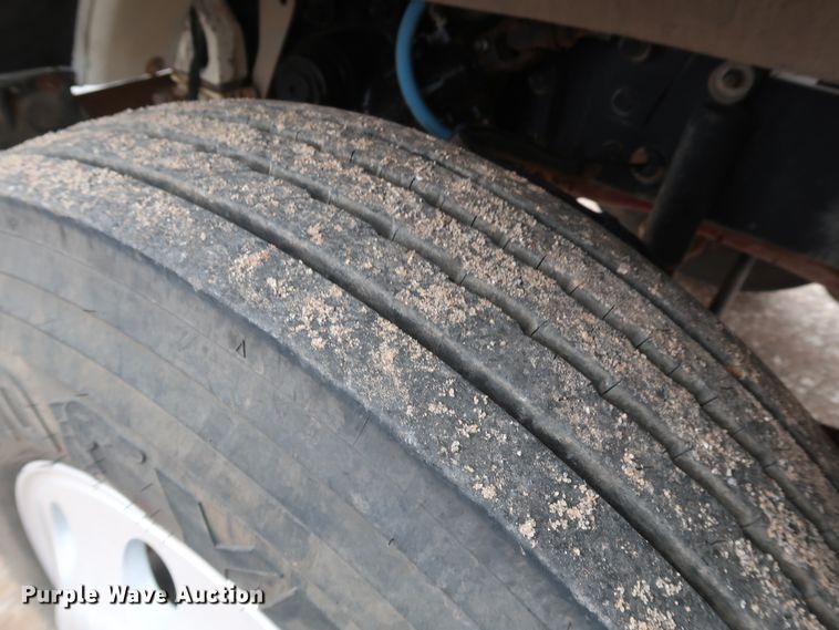 image for item DK3593 2011 Peterbilt 388  semi truck