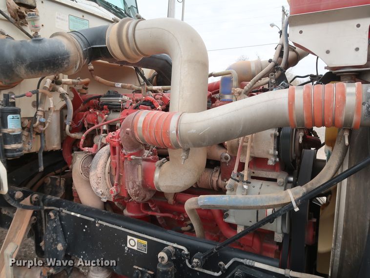 image for item DK3594 2013 Peterbilt 388  semi truck