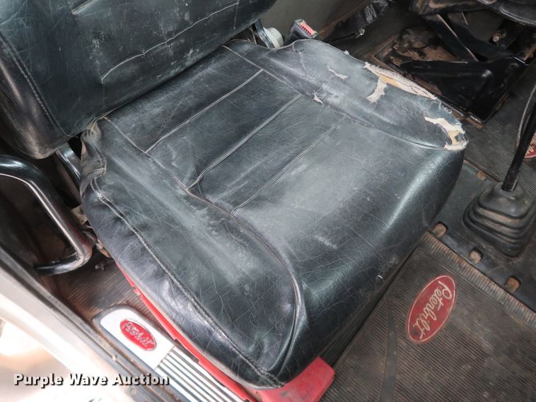 image for item DK3595 2009 Peterbilt 388  semi truck