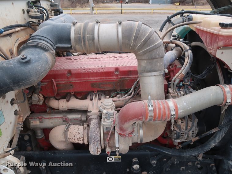 image for item DK3595 2009 Peterbilt 388  semi truck