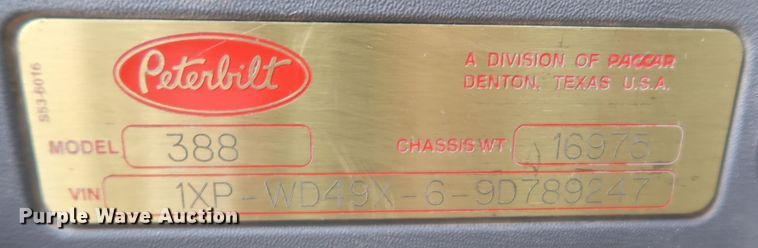 image for item DK3595 2009 Peterbilt 388  semi truck