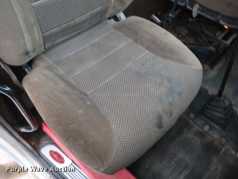 image for item DK3596 2009 Peterbilt 388  semi truck