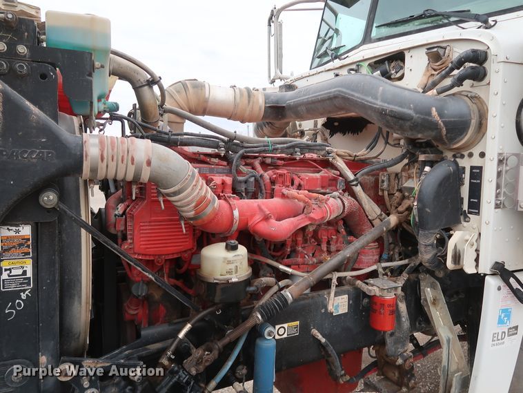 image for item DK3596 2009 Peterbilt 388  semi truck