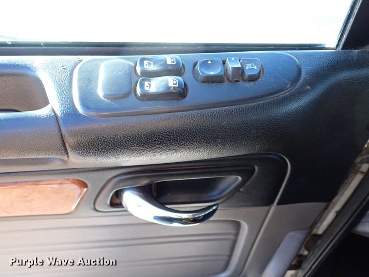 image for item DK3597 2011 Peterbilt 388  semi truck