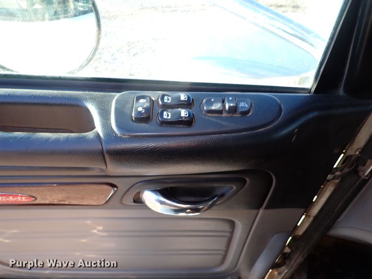 image for item DK3598 2013 Peterbilt 388  semi truck