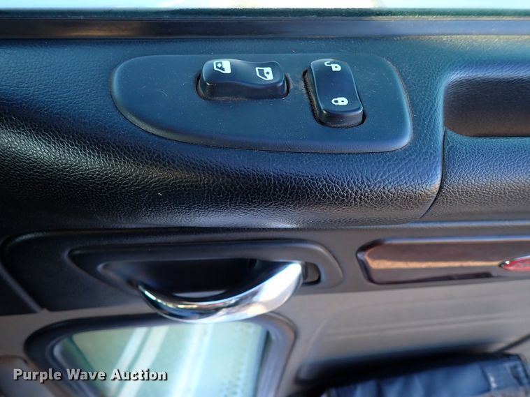 image for item DK3598 2013 Peterbilt 388  semi truck