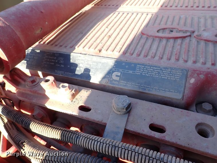 image for item DK3598 2013 Peterbilt 388  semi truck