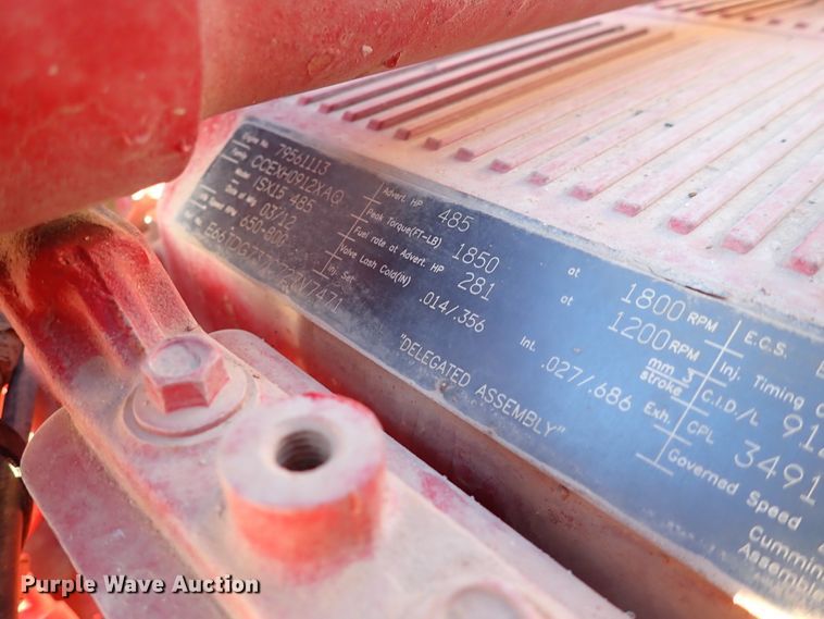 image for item DK3598 2013 Peterbilt 388  semi truck