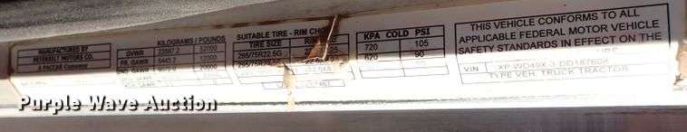 image for item DK3598 2013 Peterbilt 388  semi truck