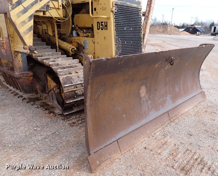 image for item DK3599 1993 Caterpillar D5H  pipelayer