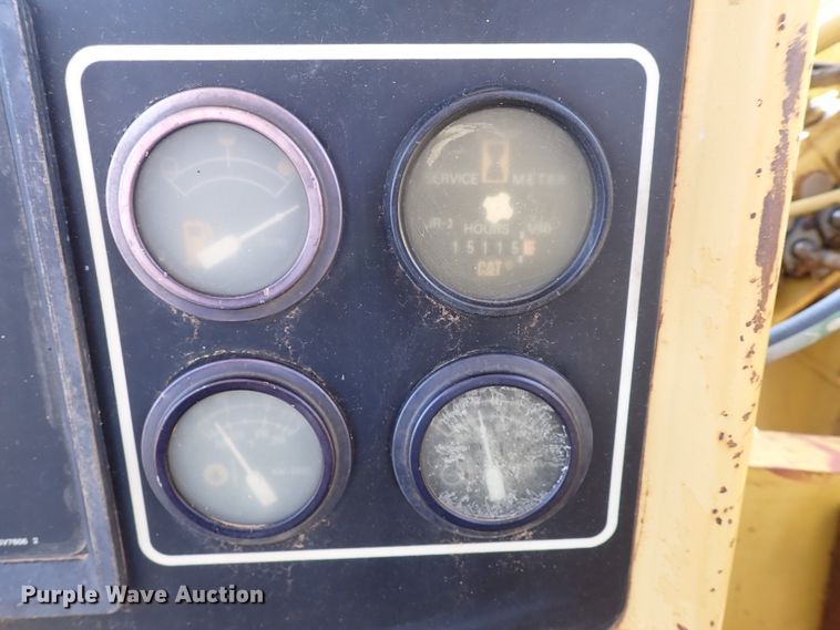 image for item DK3599 1993 Caterpillar D5H  pipelayer