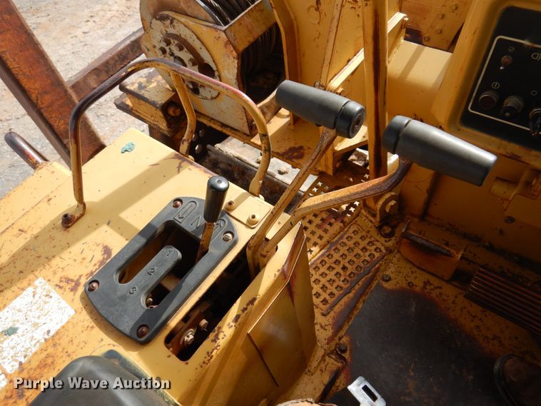 image for item DK3600 1995 Caterpillar D5H XL Series II  pipelayer