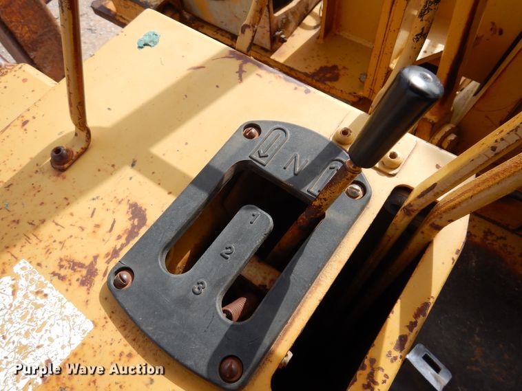 image for item DK3600 1995 Caterpillar D5H XL Series II  pipelayer