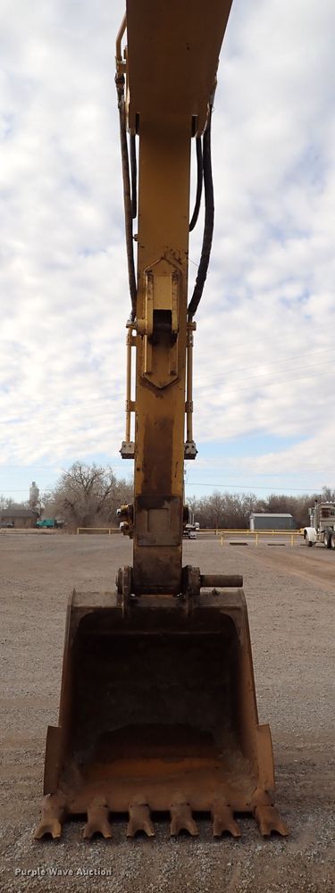 image for item DK3601 2009 Caterpillar 329D L  excavator