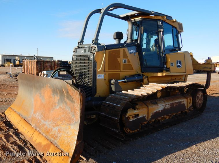image for item DK3603 2012 John Deere 850K XLT  dozer