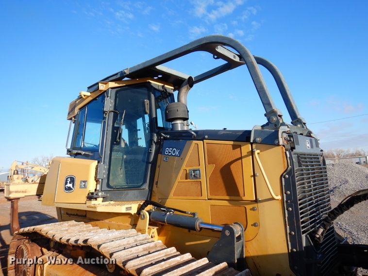image for item DK3603 2012 John Deere 850K XLT  dozer