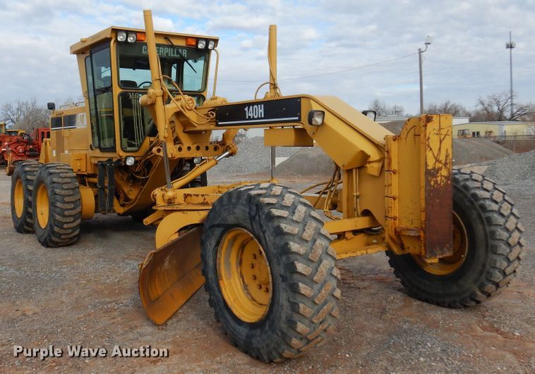 image for item DK3605 2000 Caterpillar 140H  motor grader