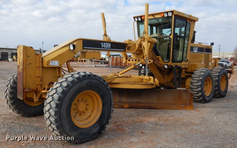 image for item DK3605 2000 Caterpillar 140H  motor grader