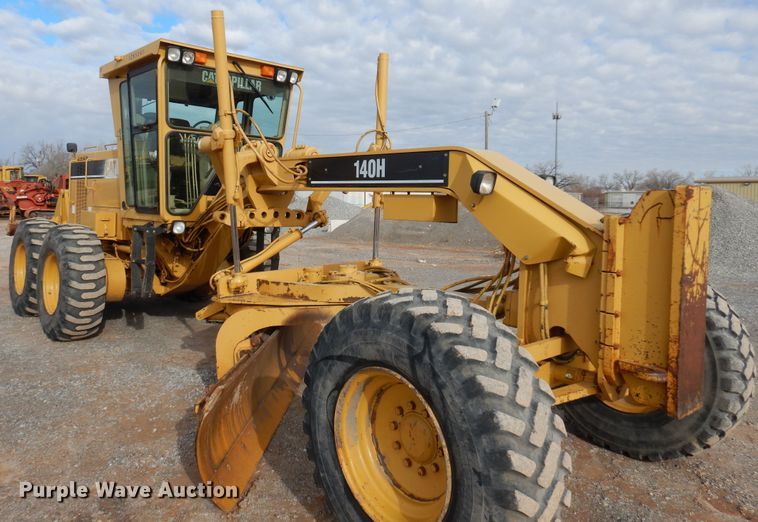 image for item DK3605 2000 Caterpillar 140H  motor grader