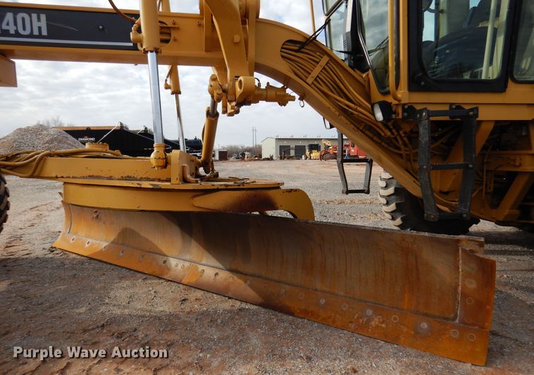 image for item DK3605 2000 Caterpillar 140H  motor grader