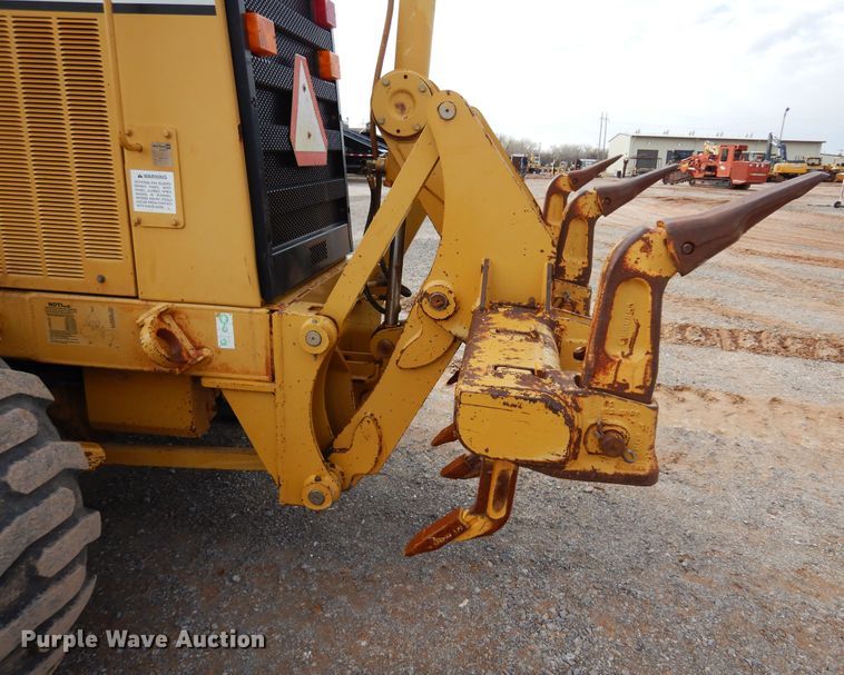 image for item DK3605 2000 Caterpillar 140H  motor grader