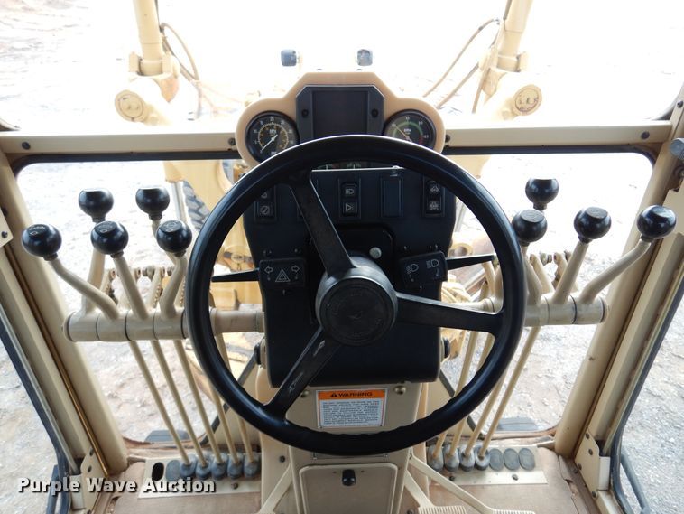 image for item DK3605 2000 Caterpillar 140H  motor grader