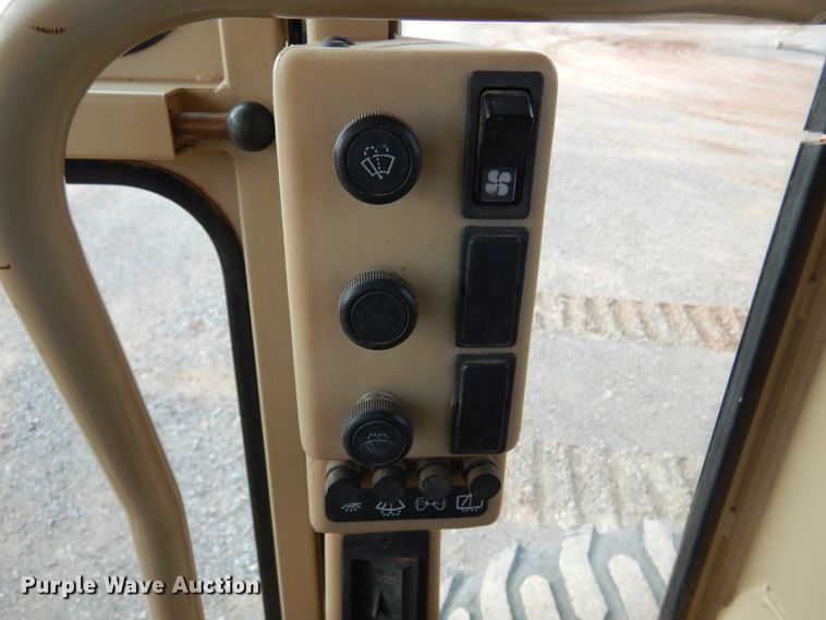 image for item DK3605 2000 Caterpillar 140H  motor grader