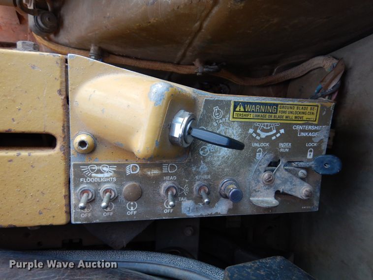 image for item DK3606 1994 Caterpillar 140G motor grader