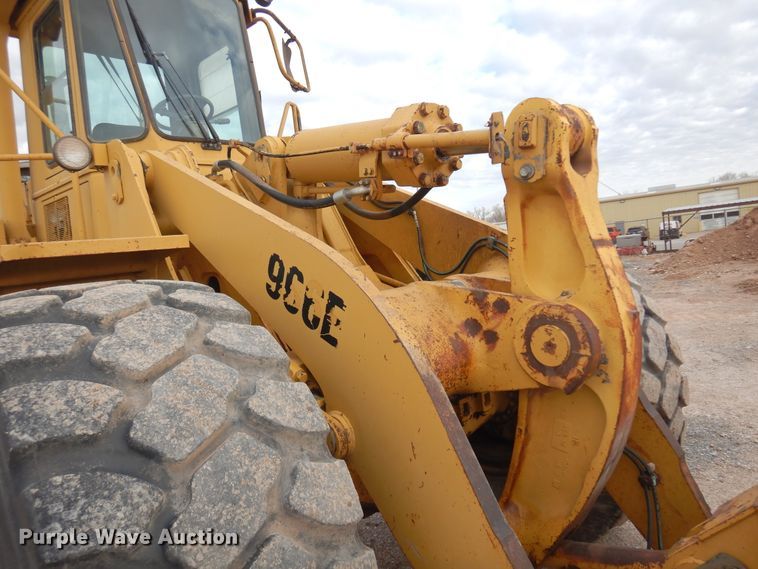 image for item DK3607 1989 Caterpillar 966E  wheel loader