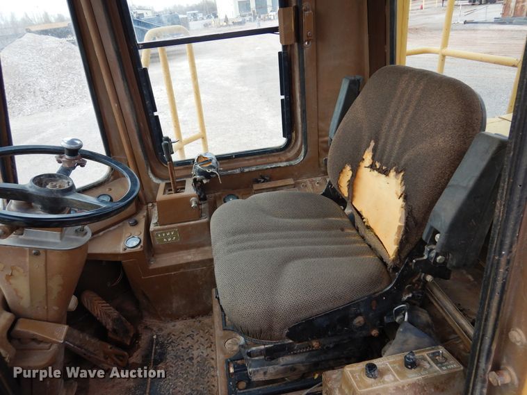 image for item DK3607 1989 Caterpillar 966E  wheel loader