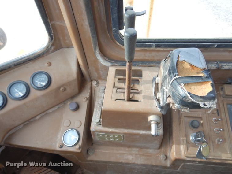 image for item DK3607 1989 Caterpillar 966E  wheel loader