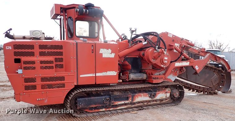 image for item DK3608 2007 Ditch Witch HT220  trencher