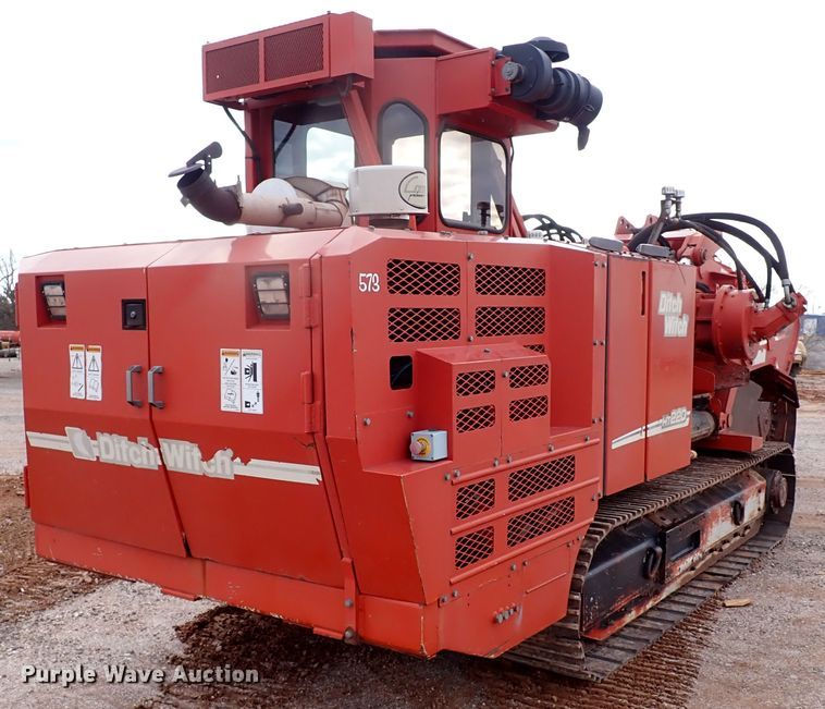 image for item DK3608 2007 Ditch Witch HT220  trencher