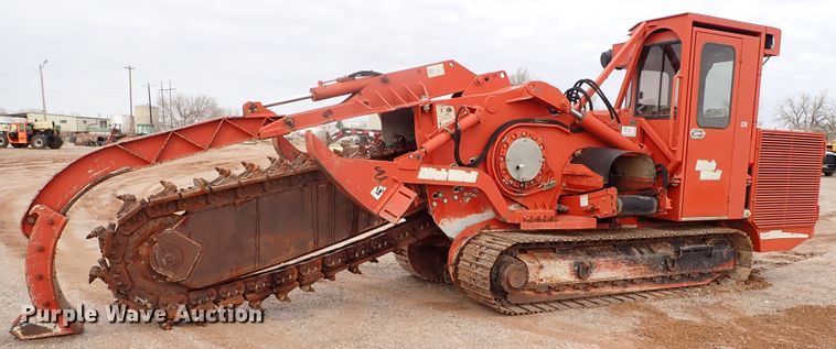 image for item DK3608 2007 Ditch Witch HT220  trencher