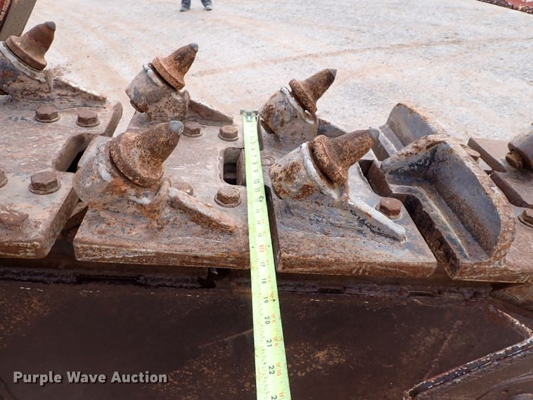 image for item DK3608 2007 Ditch Witch HT220  trencher