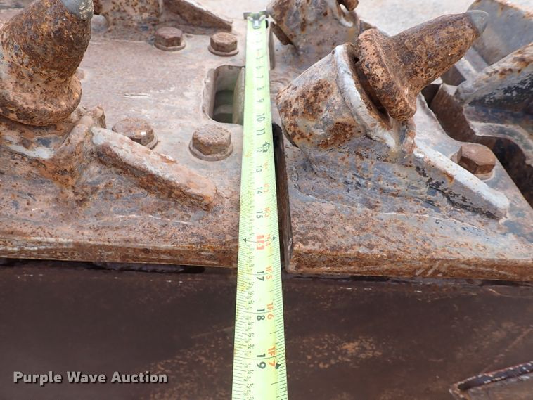 image for item DK3608 2007 Ditch Witch HT220  trencher