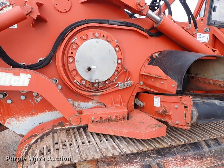 image for item DK3608 2007 Ditch Witch HT220  trencher