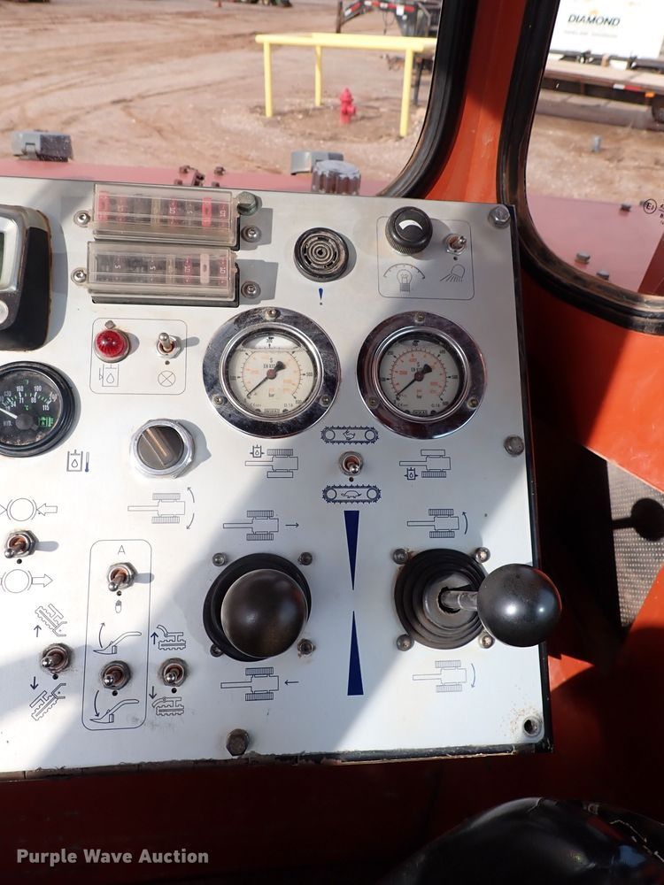 image for item DK3608 2007 Ditch Witch HT220  trencher