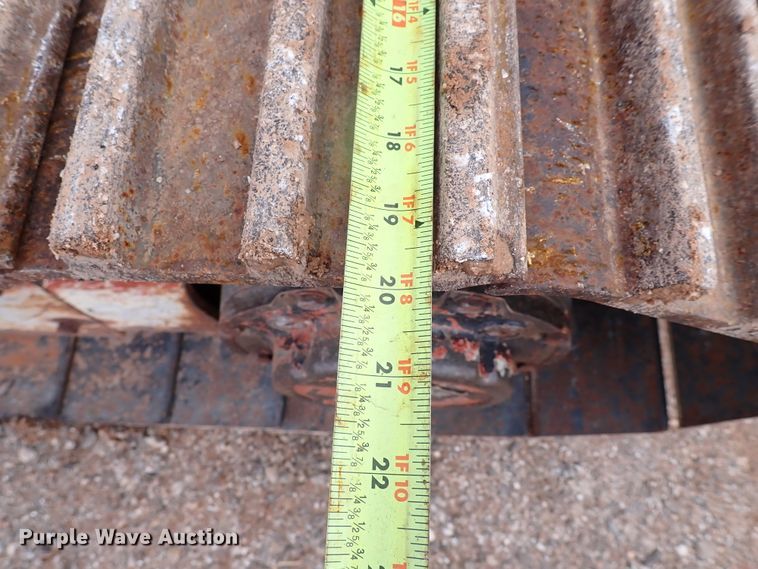 image for item DK3608 2007 Ditch Witch HT220  trencher