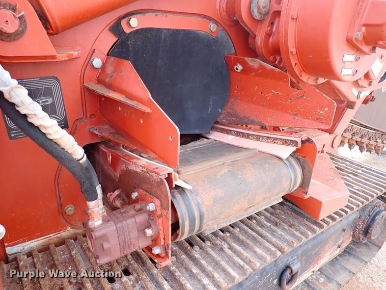 image for item DK3609 2007 Ditch Witch HT220  trencher