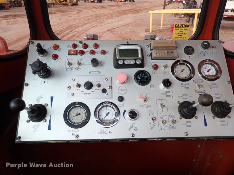 image for item DK3609 2007 Ditch Witch HT220  trencher