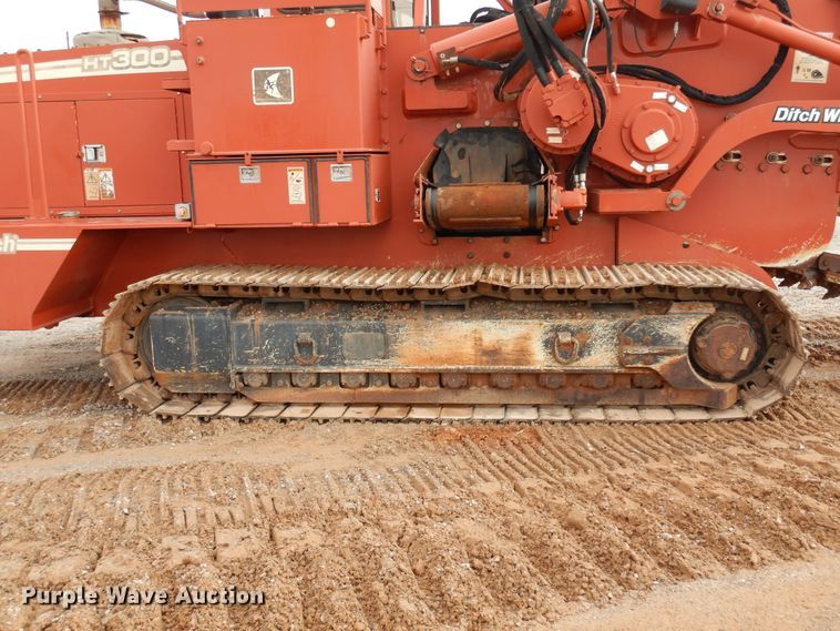 image for item DK3610 2008 Ditch Witch HT300  trencher