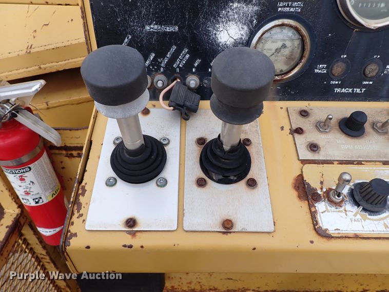 image for item DK3611 1994 Vermeer T555  trencher