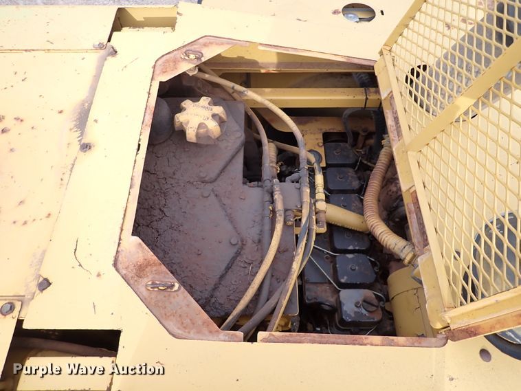 image for item DK3611 1994 Vermeer T555  trencher