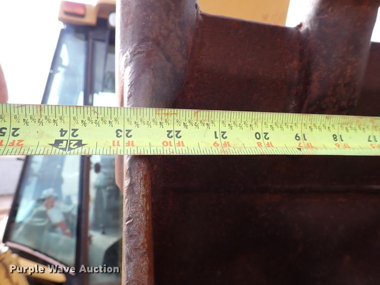 image for item DK3612 2001 Caterpillar 416D  backhoe