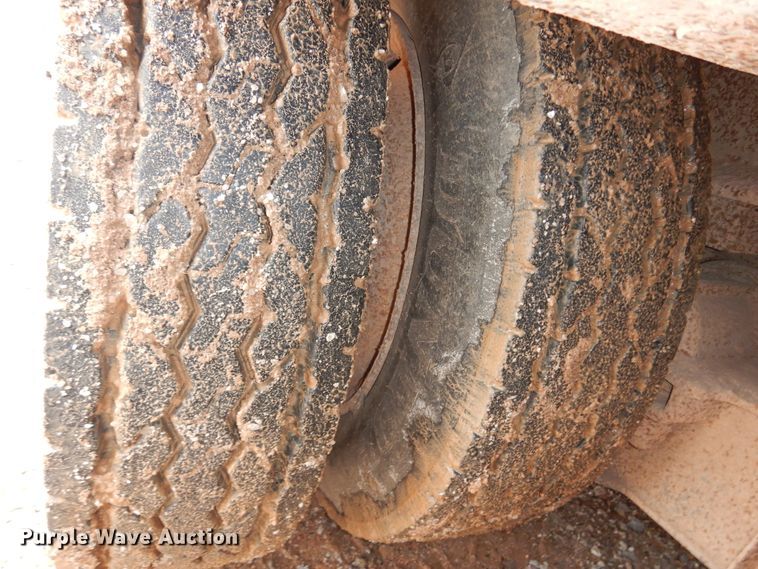 image for item DK3614 1997 Atoka 35-OFLB-50-3  drop deck equipment trailer