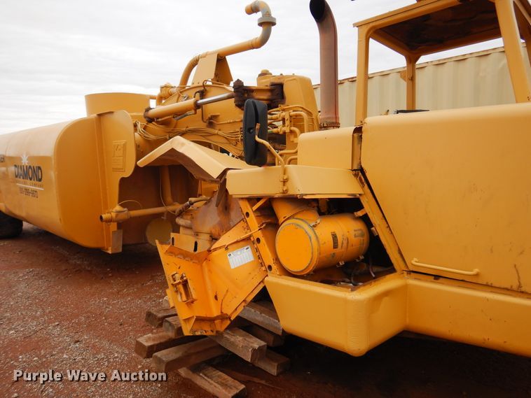 image for item DK3618 1986 John Deere 762B  water wagon